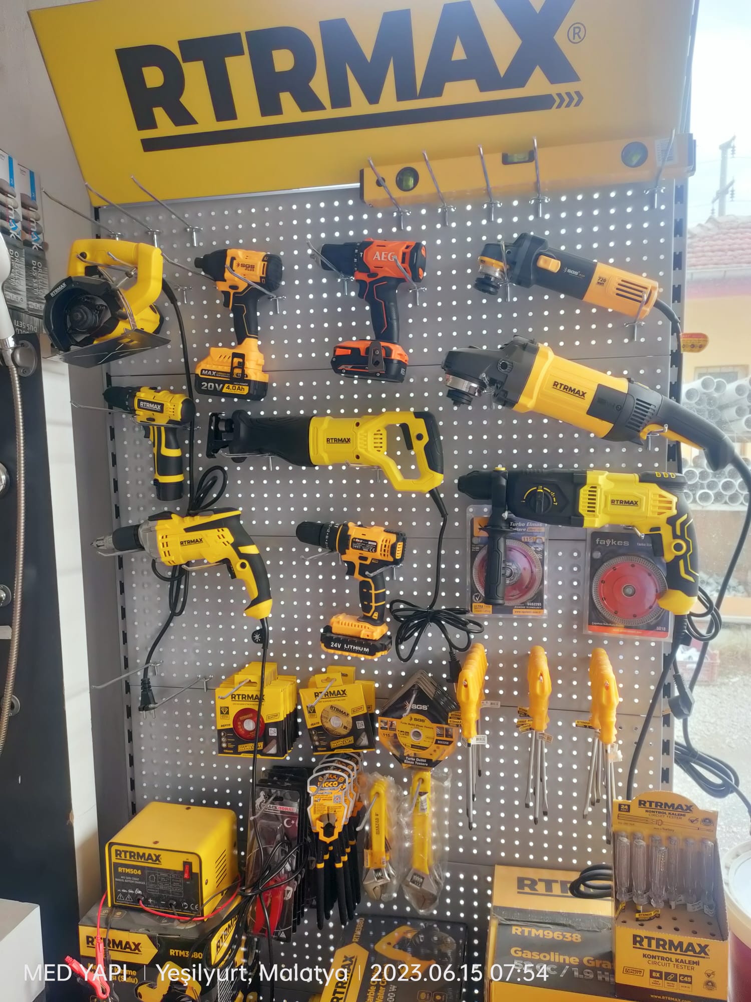 medyapı-hırdavat-2